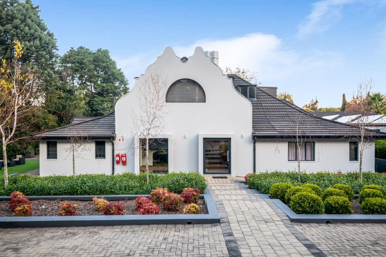 30 On Whites Guesthouse Bloemfontein Eksteriør bilde