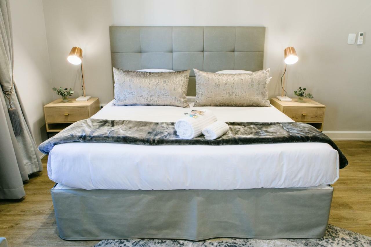 30 On Whites Guesthouse Bloemfontein Eksteriør bilde