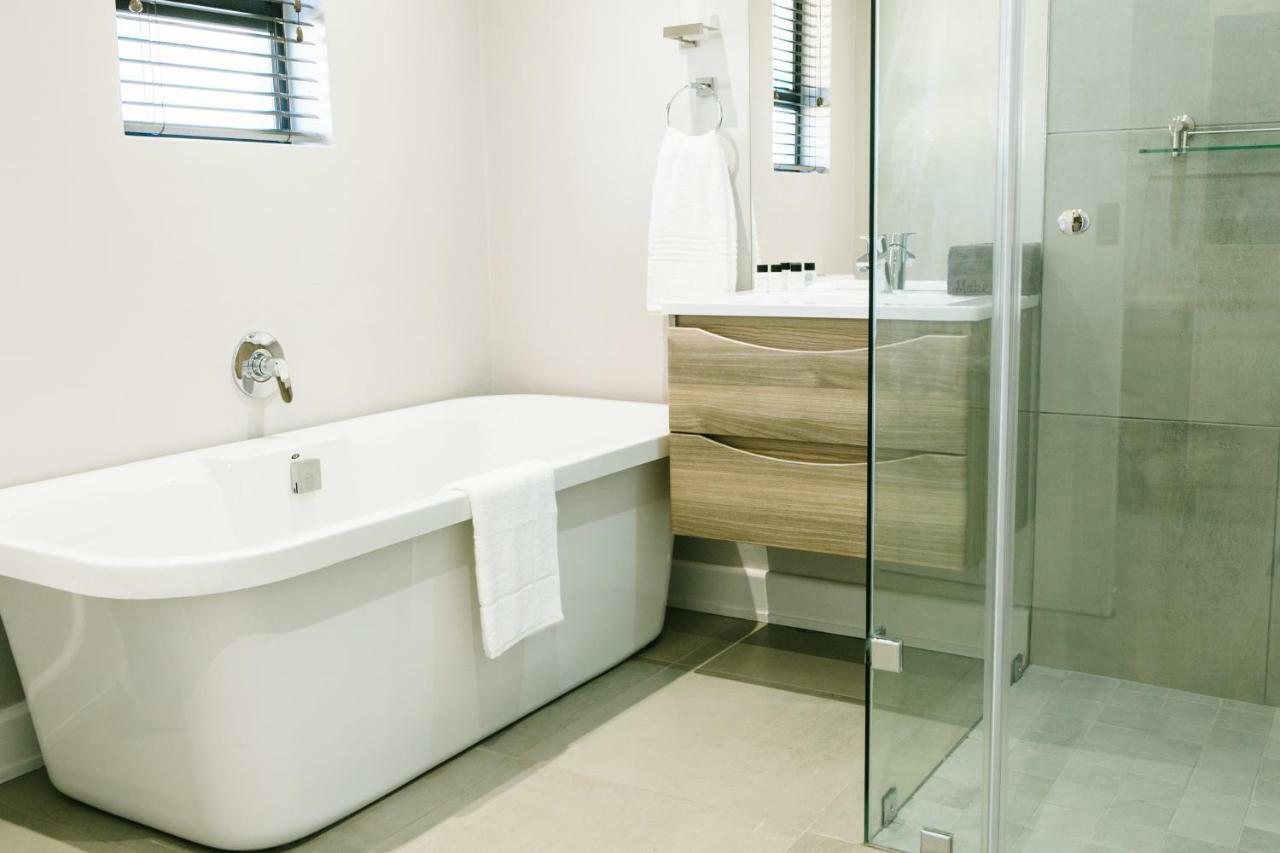 30 On Whites Guesthouse Bloemfontein Eksteriør bilde