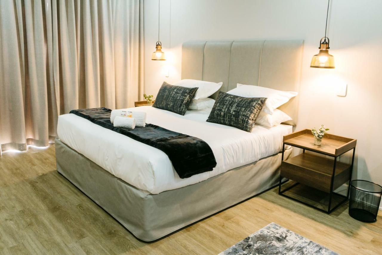 30 On Whites Guesthouse Bloemfontein Eksteriør bilde